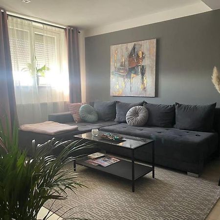 Appartement Prekrasan Mali Stan Matilda U Zagrebu Extérieur photo